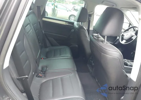 2012 Volkswagen Touareg Vr6 Sport from USA, damaged, VIN WVGFF9BP7CD003610